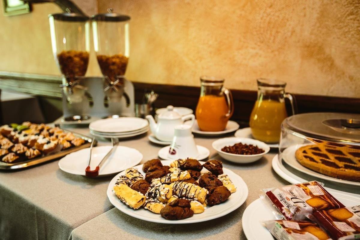 Hotel Guerrinuccio 첼라노 외부 사진